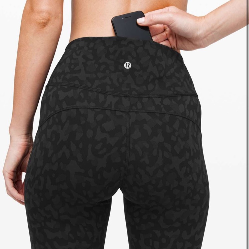 lululemon In Movement 7/8 Tight - Picture 3 of 7